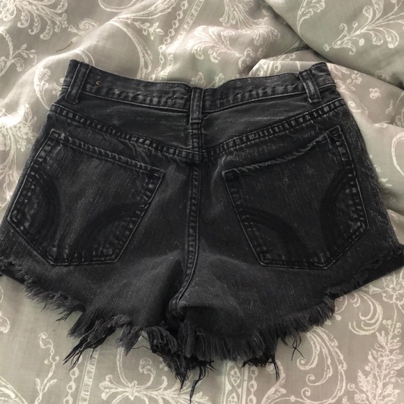 Hollister Five-Button Jean Shorts - Picture 2 of 3